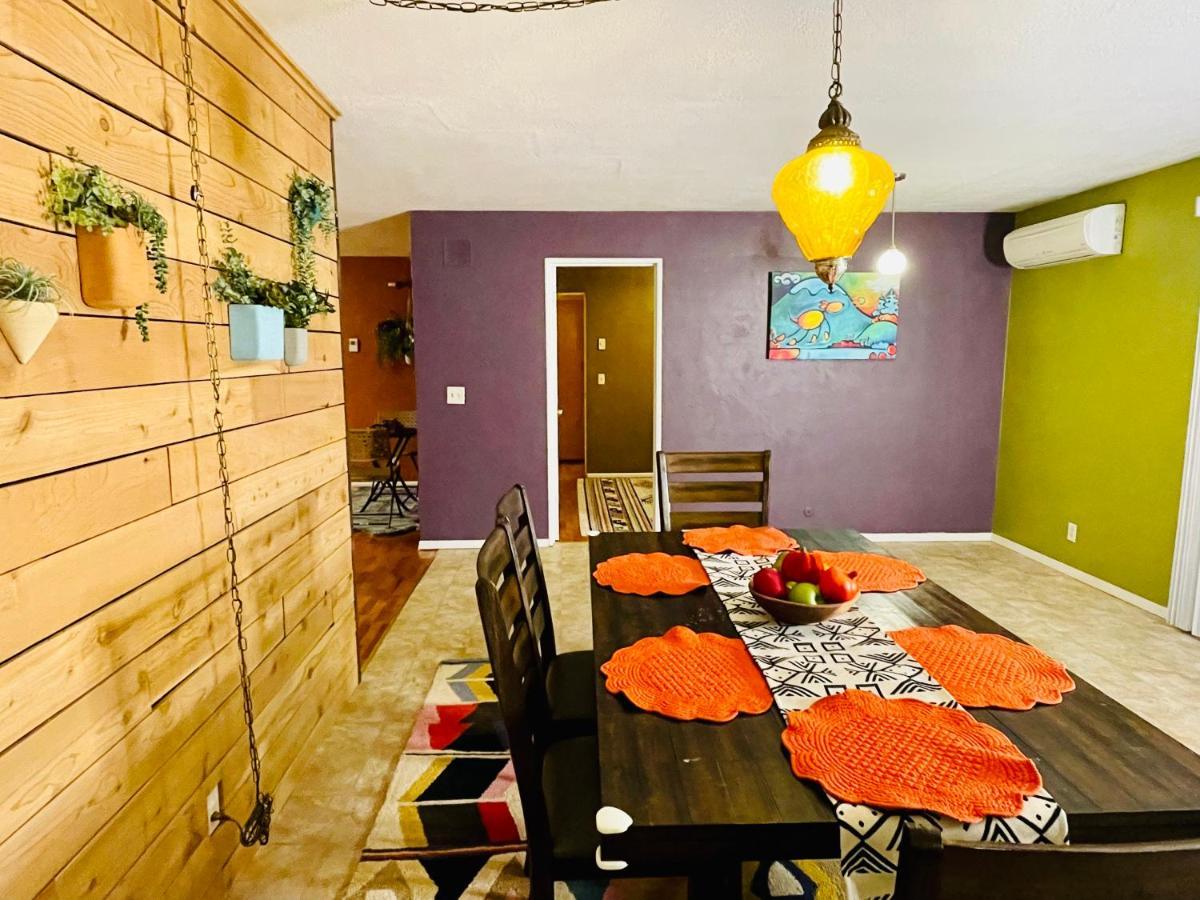 Villa Colorful 50'S Ranch In The Heart Of Eugene Exterior foto